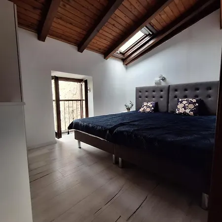 Viva-como Domaso